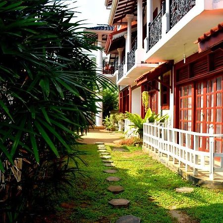 Freedom Palace Hotel Anuradhapura Exterior foto